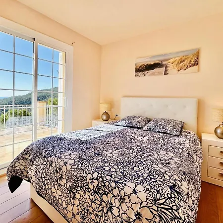 Cardina Costabravasi Holiday home *