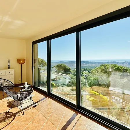 Cardina Costabravasi Holiday home *