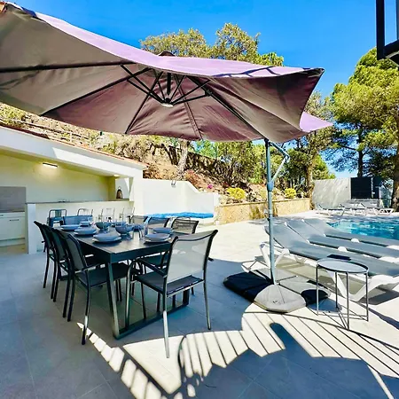 Holiday home Cardina Costabravasi