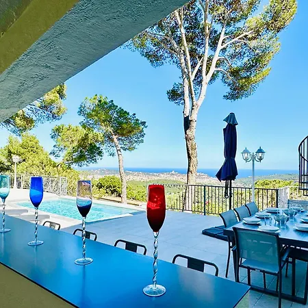 Cardina Costabravasi Sant Feliu de Guixols